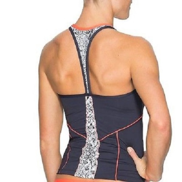 Athleta Torpedo Tankini top Soldout! - Picture 2 of 2